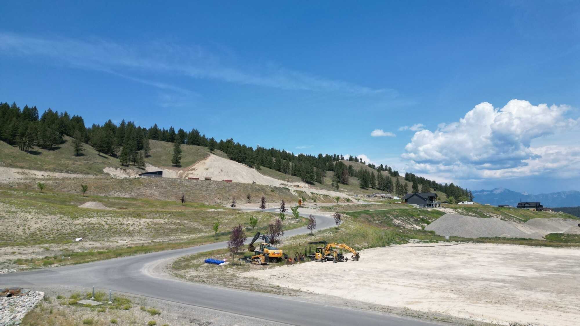 Breathtaking views overlooking the majestic Lake Koocanusa 3