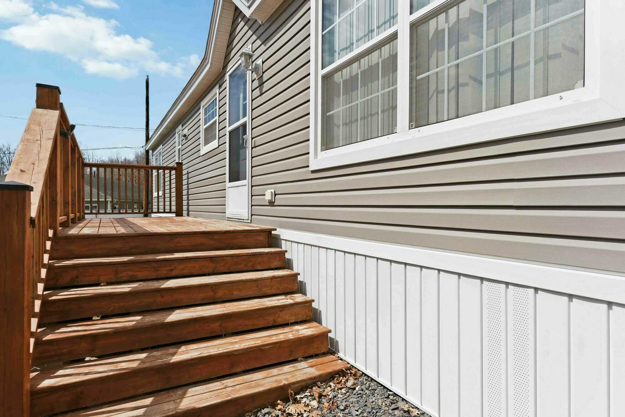 Sunrise Views & Easy Living in the Heart of Berwick 2