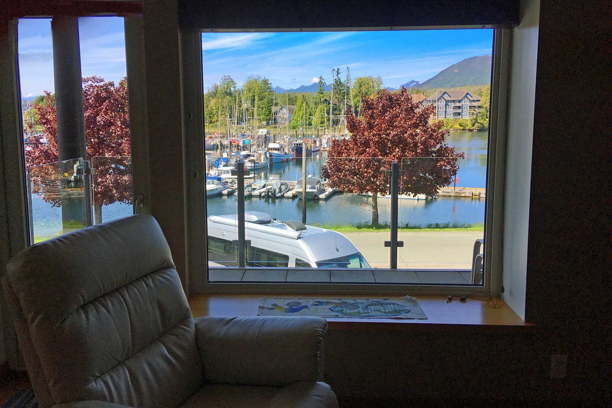 JUST LISTED! A lovely 2 bedroom condo at The Moorage, Ucluelet's most sought after vacation rental/residential complex. A wonderful central location looking out over the inner boat basin. A must see ! 4