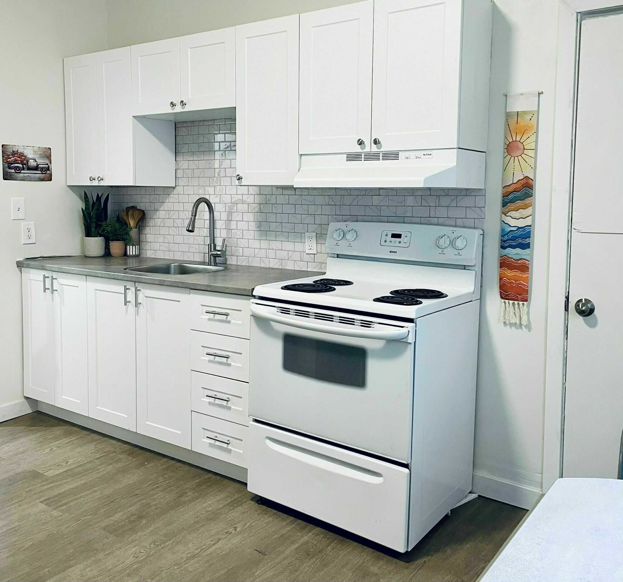 Move-In Ready Multi-Unit Property in Central Winnipeg – Excellent Investment Opportunity! 2