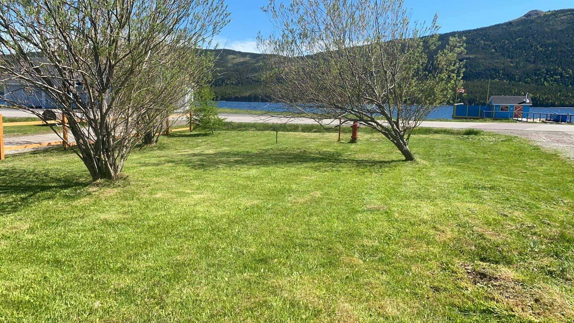 Whether you're seeking a permanent haven, a holiday retreat, or a smart investment, this enchanting bungalow offers it all. 5
