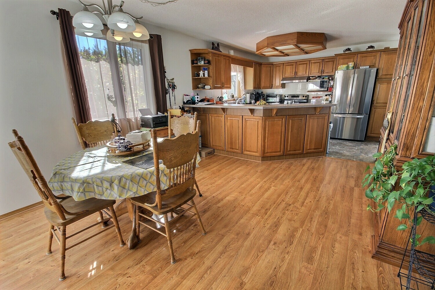 506 Laliberte Avenue, Beauval, SK
Home on 3 acres with heated shop, quonset, double garage, & guest house 2