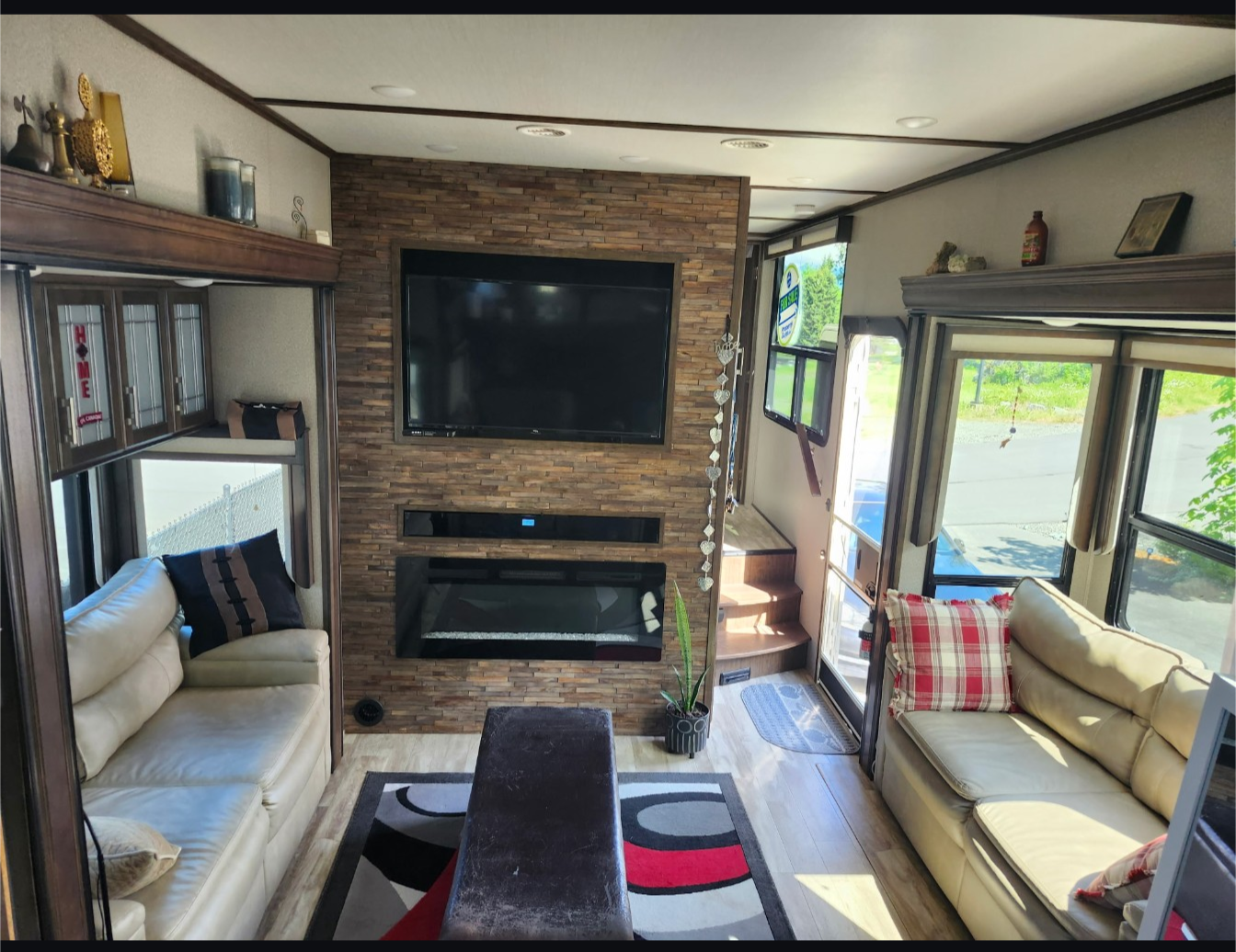 Turnkey Resort Living Under $400K at Bridal Falls Resort! 5