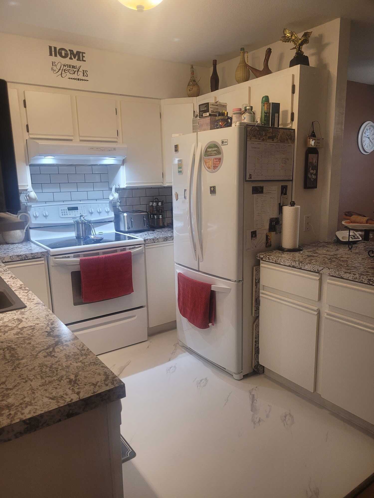 Townhouse backing onto an Environmental Protected Property! 4