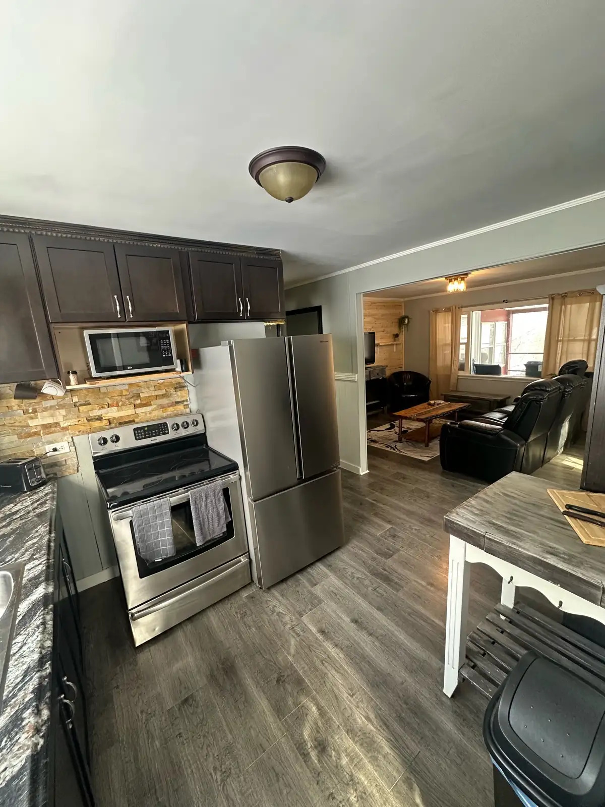 Year round cabin with double lot 2