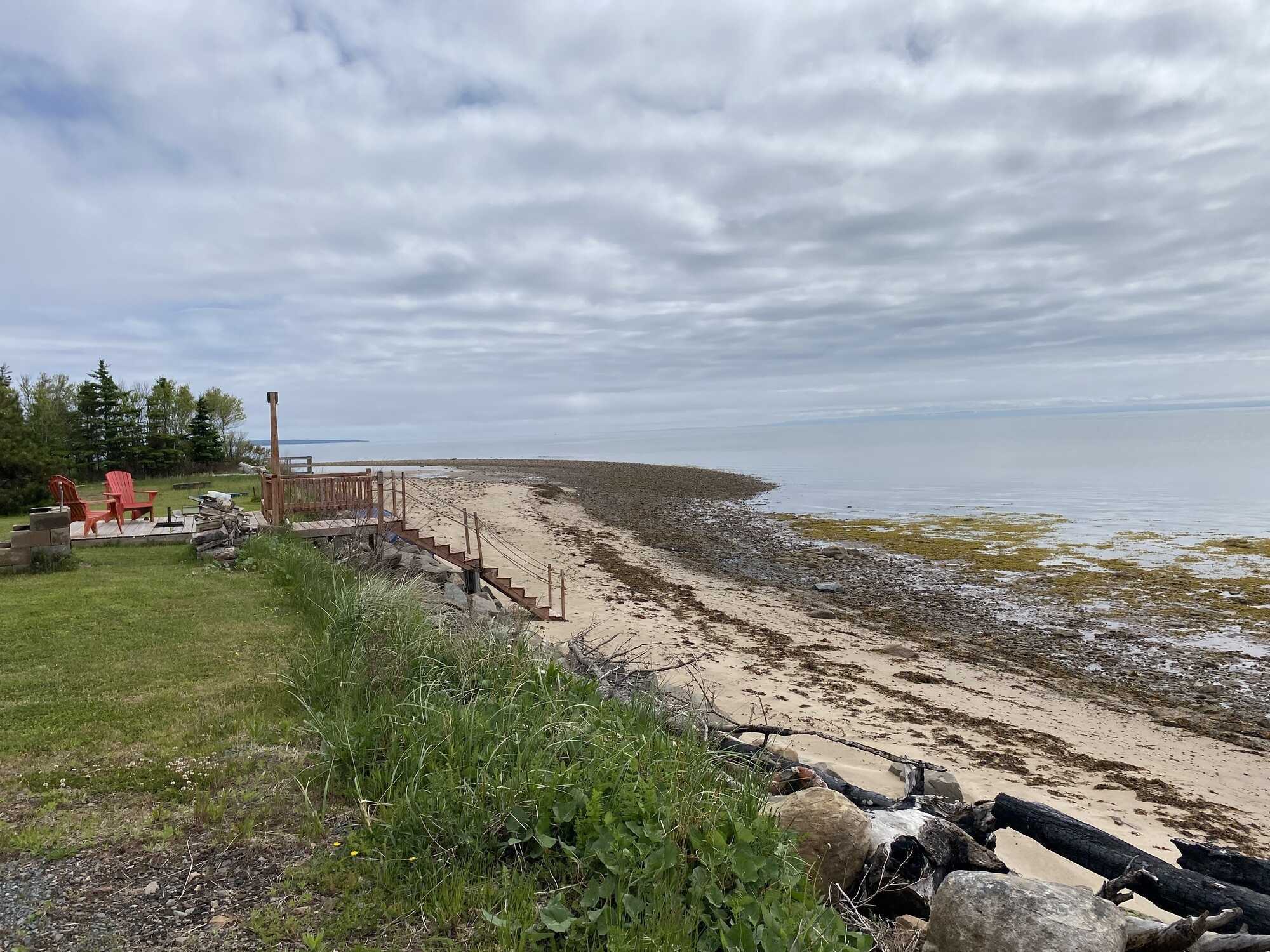 2008 Mini home on Caribou Island! Easy access to the beach! Beautiful views! 3