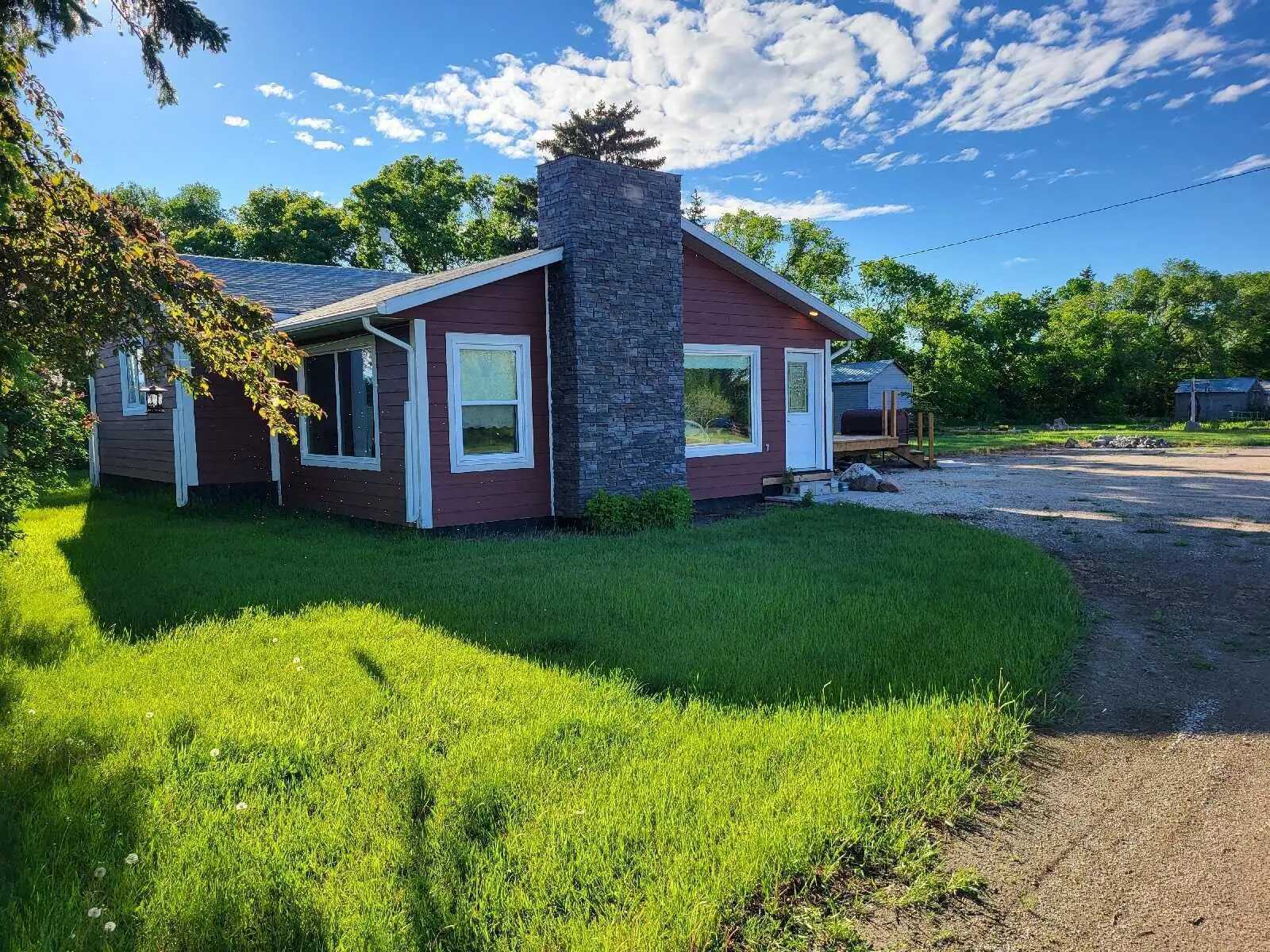 10-Acre Country Property with Shop & Barn 3
