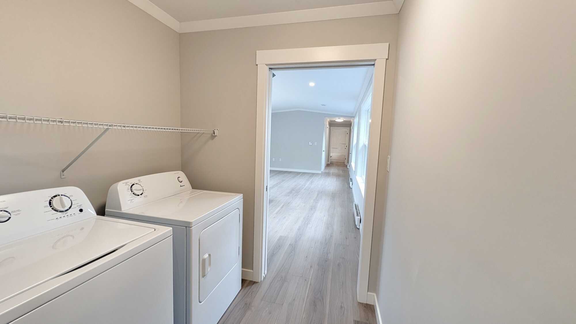 Mini-Home neuve de qualité supérieure – Confort moderne et vous êtes propriétaire du terrain ----
Brand-New Turnkey Mini Home – Modern Living with Land Ownership 5