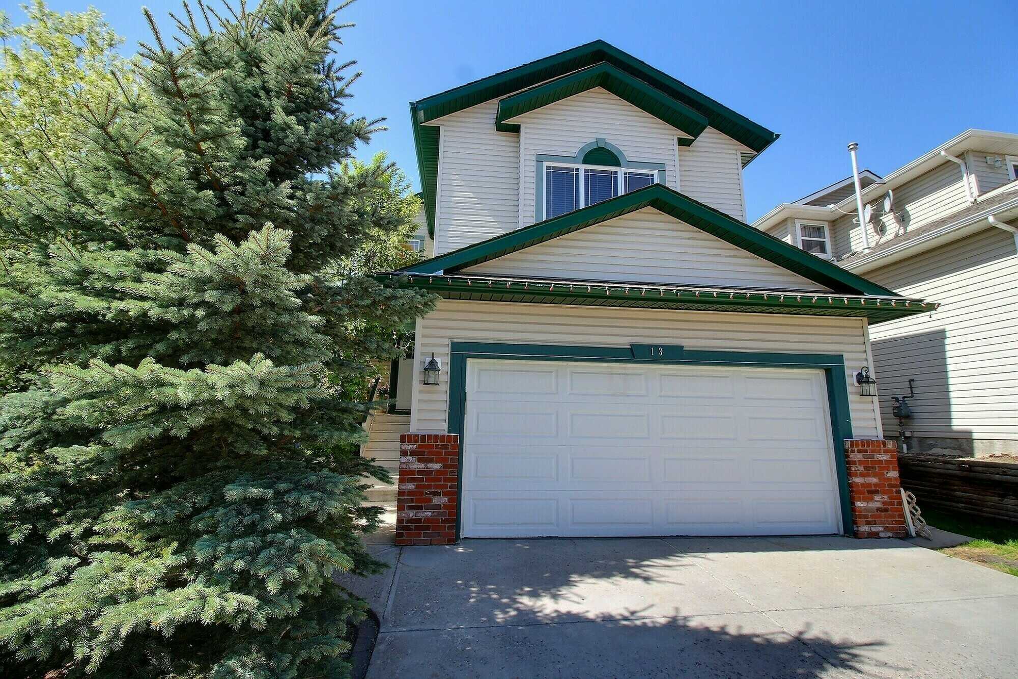 Move-In Ready Family Home with Space, Style & Sunshine! 2
