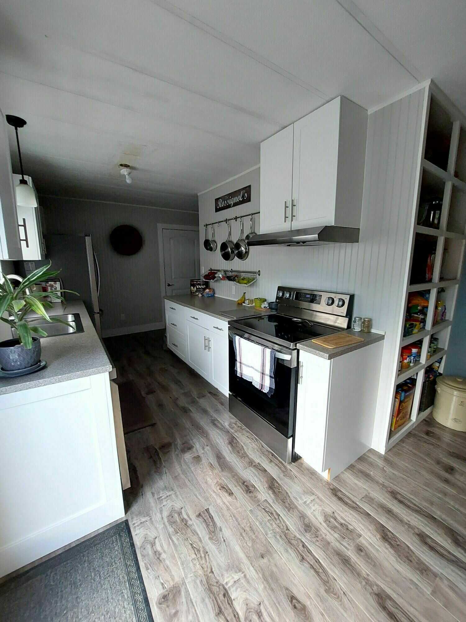 Welcome to 156 Tower Hill Road! 3