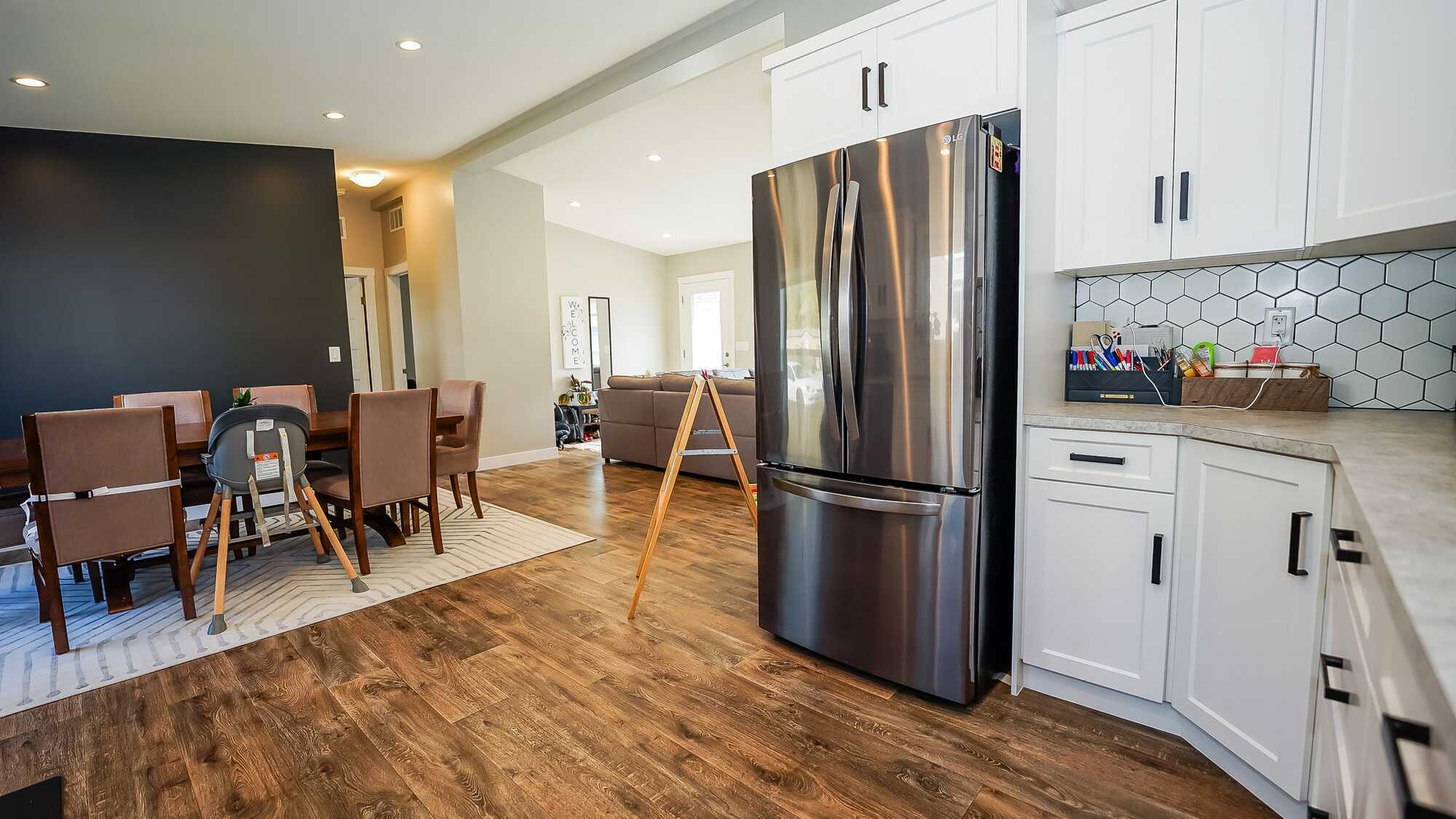 Bright, Modern 3-Bed, 2-Bath Built in 2023 at 44 Johnson Way, Revelstoke. With everything just two years old, the home is move-in ready and exceptionally well maintained. 4