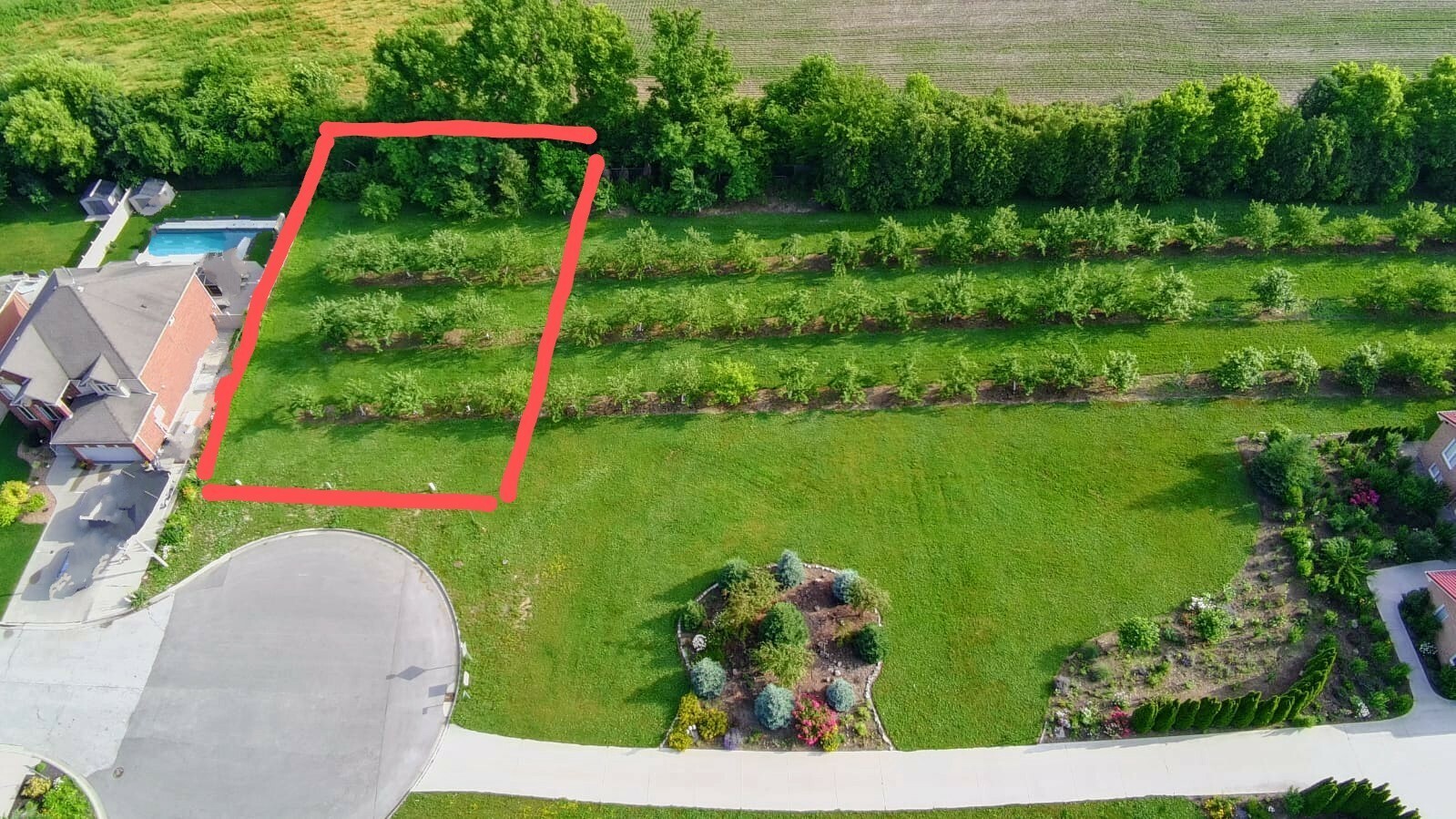 "Dream Lot Backing Onto Green Space & Orchard" 4