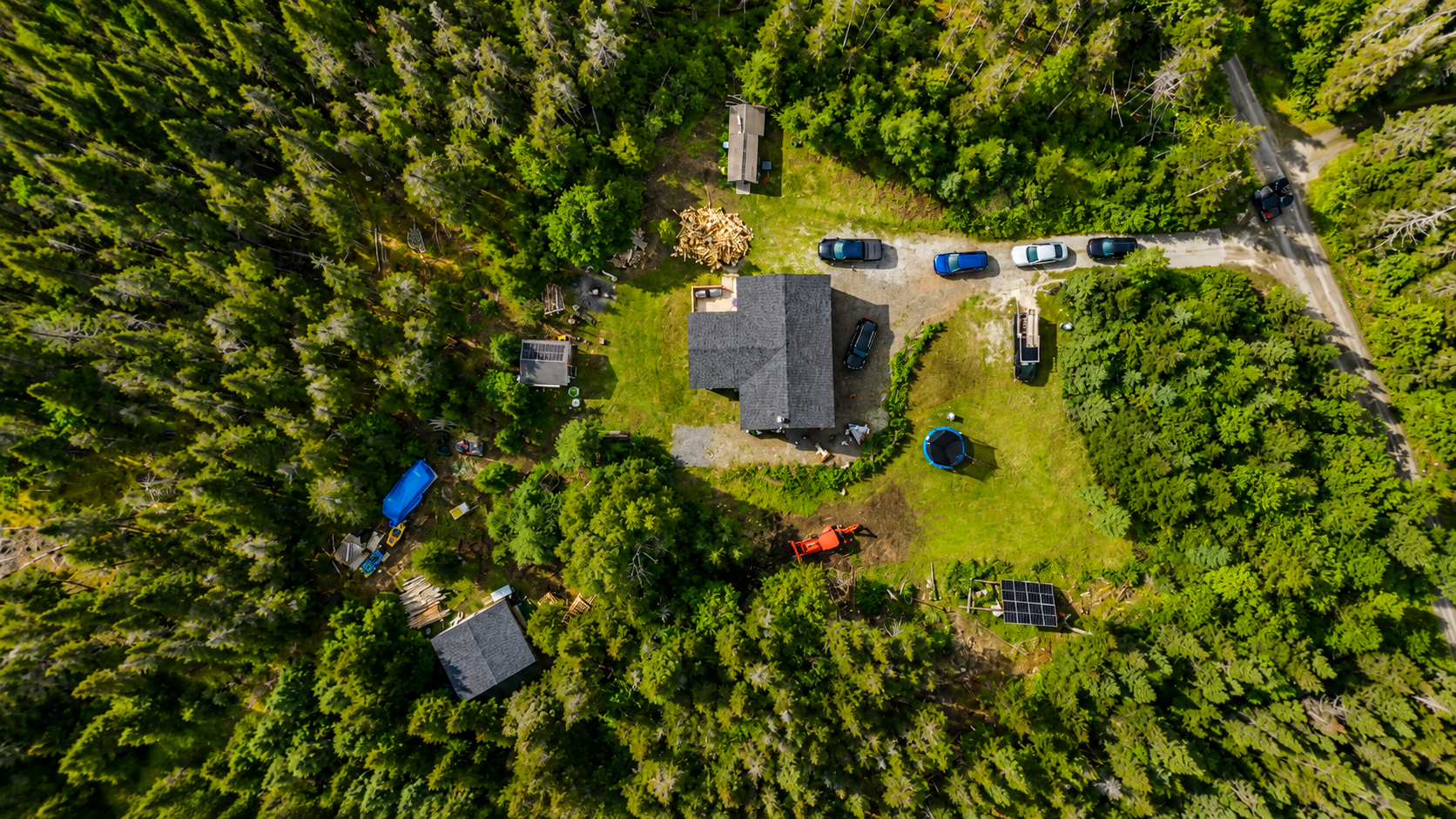 Come experience a quieter way of life—where the trails, wilderness and adventure are right outside your door. 3