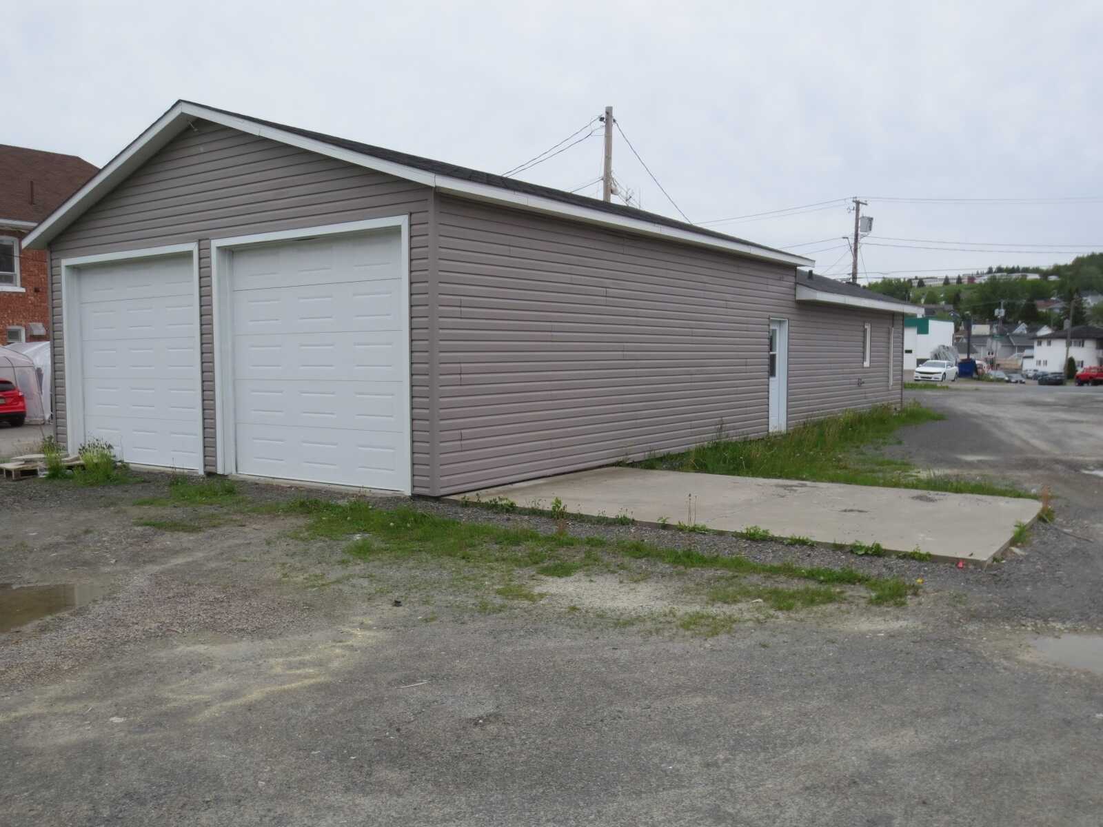 310 Rue Victoria, Edmundston 5