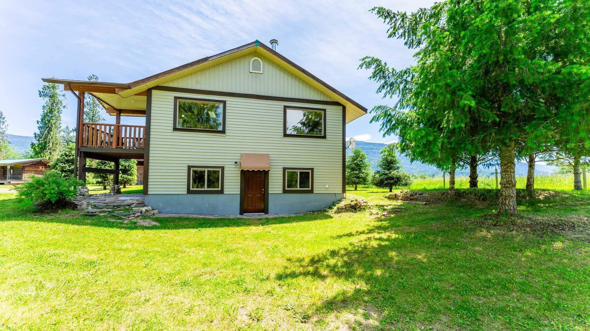 Your Dream Country Escape Awaits – 93 Old Sicamous Road, Grindrod, BC 4