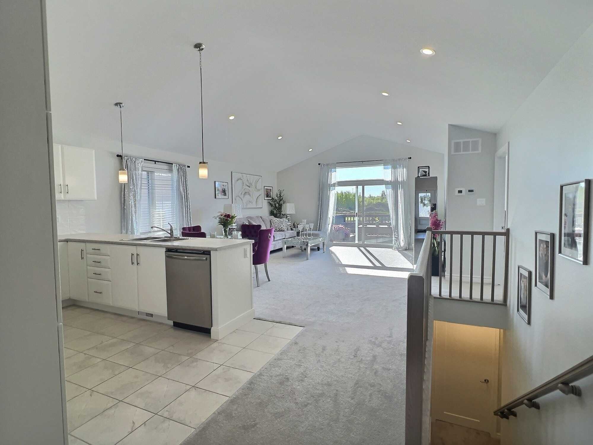 Stunning 2 Bed, 2 Bath Semi-Detached Bungalow with Soaring Cathedral Ceilings 5