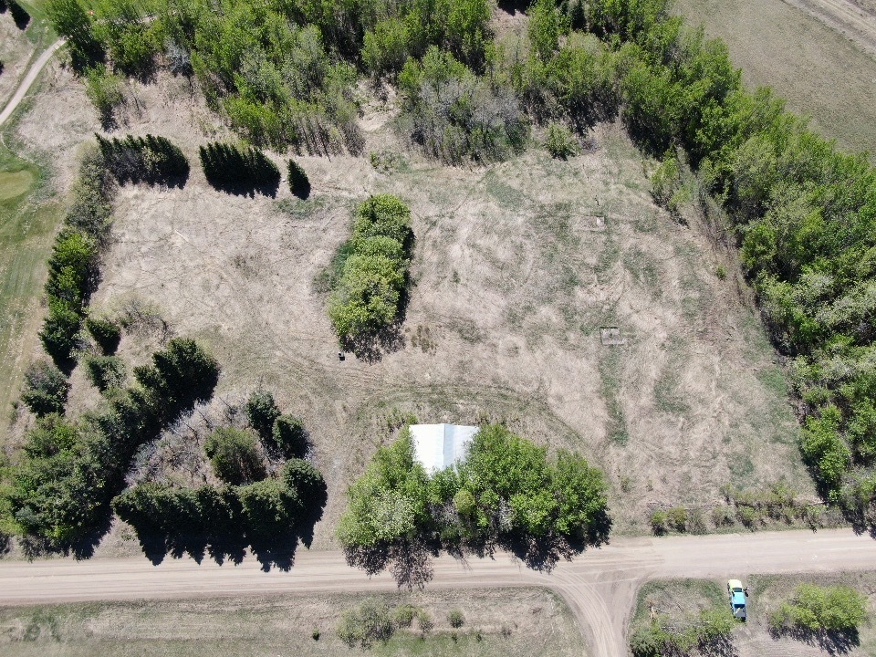 Beautifully Located Property Ready for Development – Near Northern Meadows Golf Course & Lac Des Îles 5
