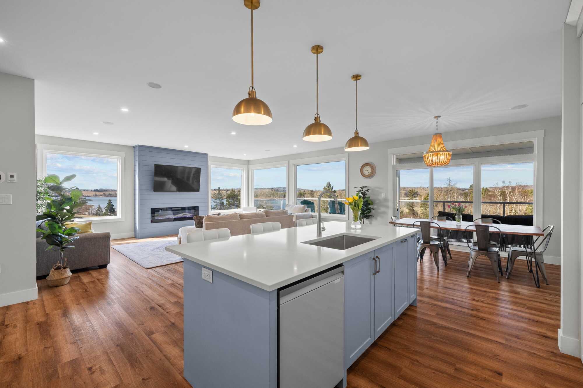 Waterfront Luxury with panoramic West River views, Golf Simulator / Home Theatre, 5+ Bedrooms, minutes from Charlottetown 4