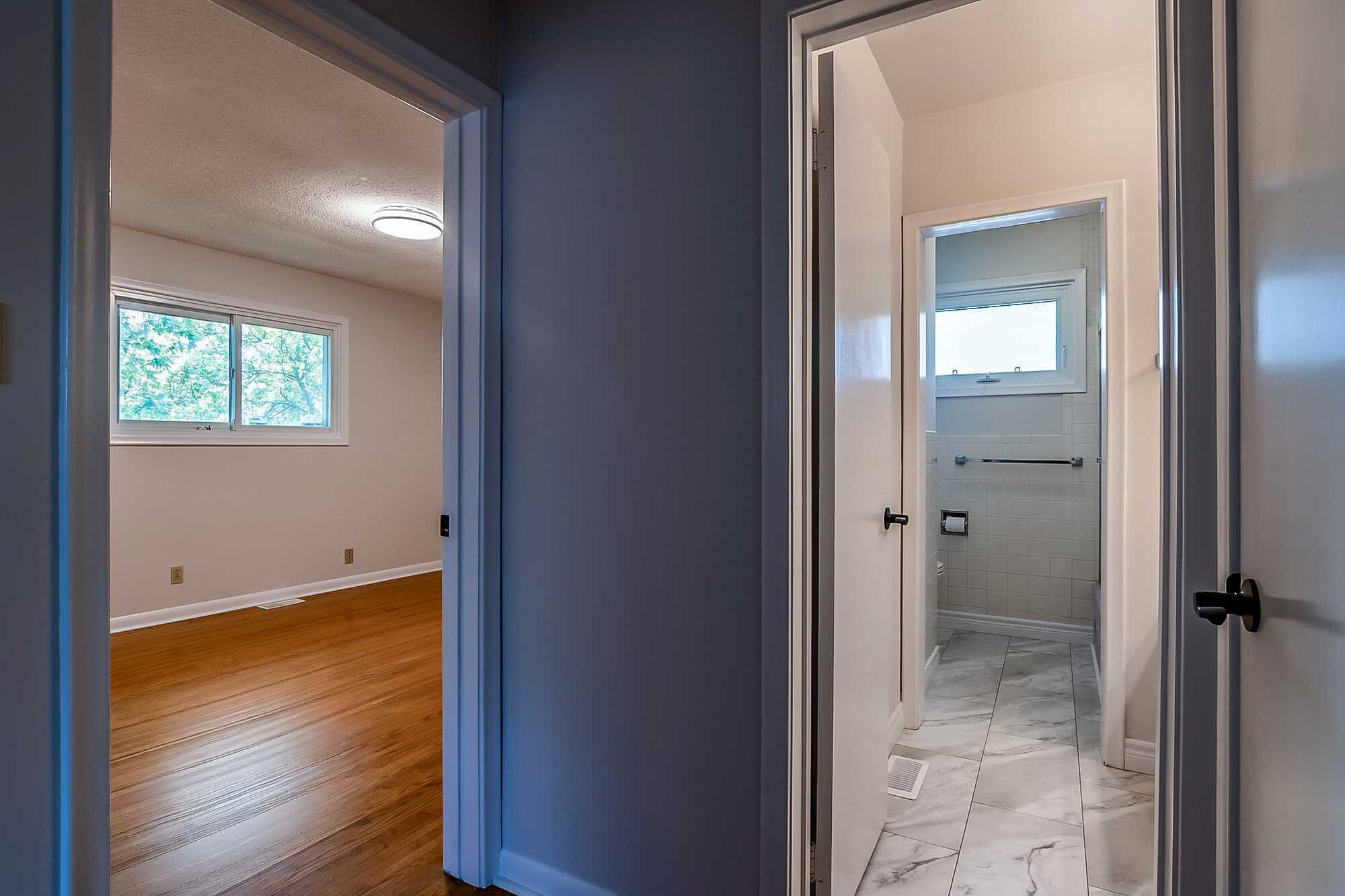 Spacious 4-Bedroom Backsplit with Fenced Yard in Town 5