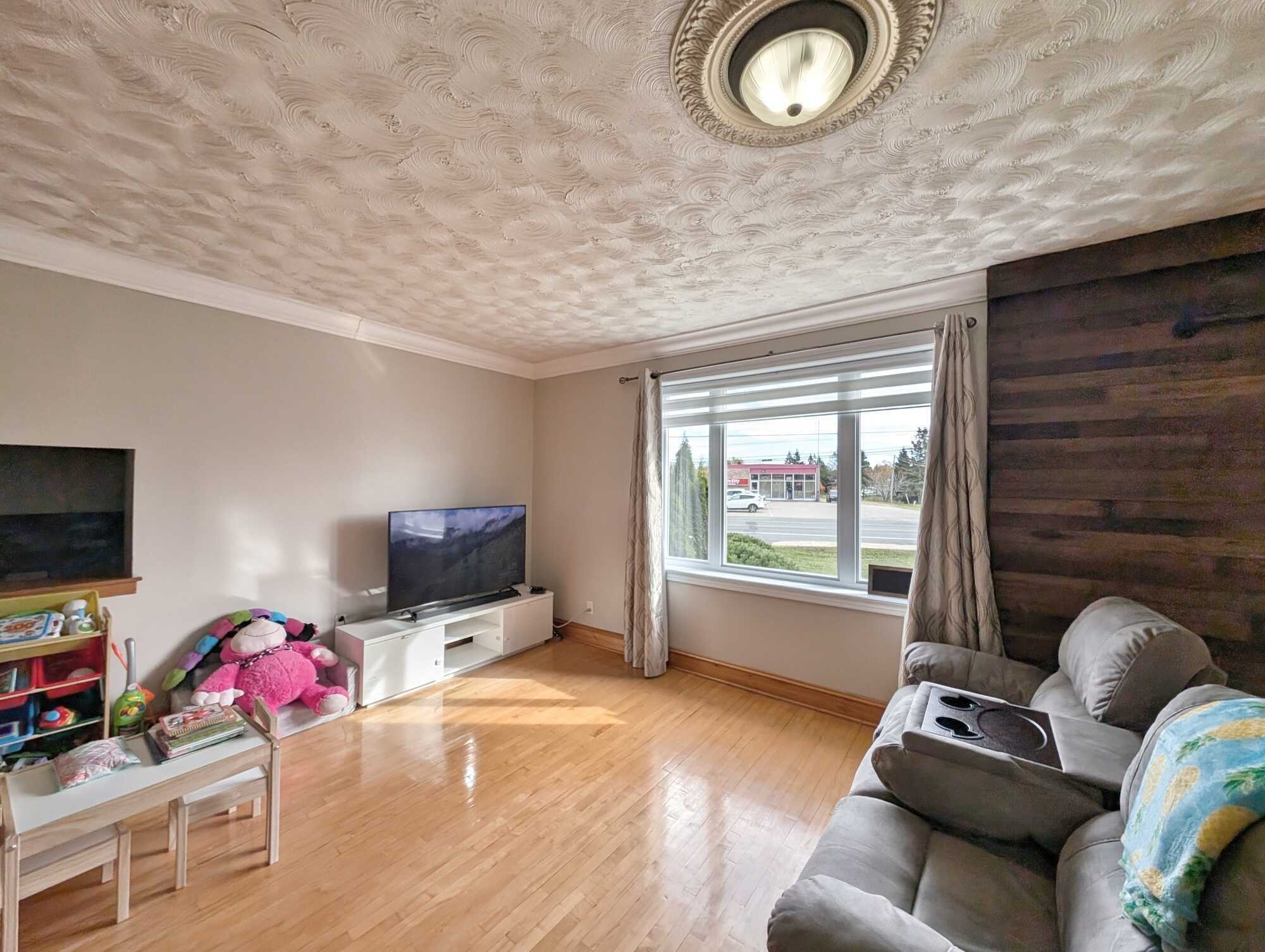 Maison à vendre à Lamèque, NB / Home for sale in Lamèque NB 4