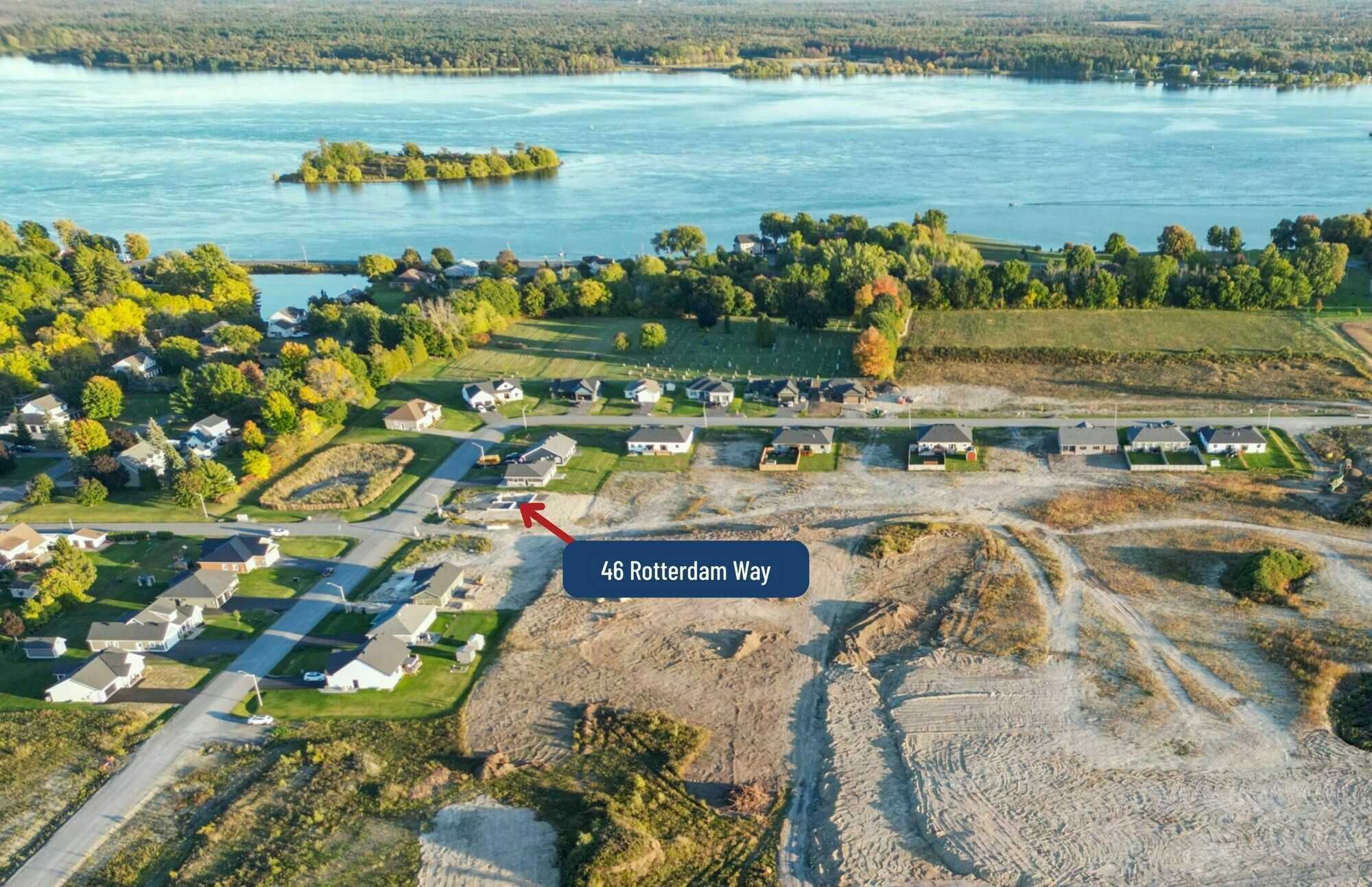 New 2-Bed Bungalow in Dutch Meadows Community Near the St. Lawrence 2