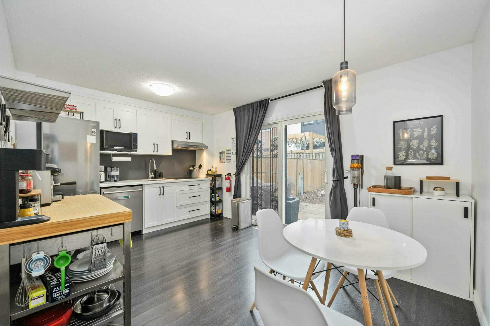 Beautifully renovated and maintained home situated in one of Toronto's most desirable central locations. This spacious property spans several thoughtfully designed levels, offering ample room for both relaxed living and entertaining. 2