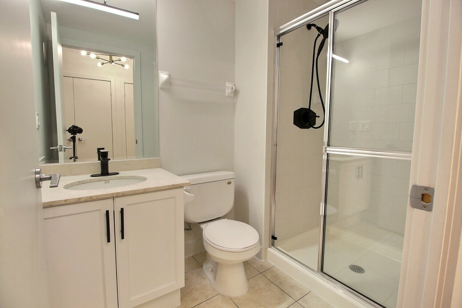 2 Bed, 2 Bath Condo with Parking & Locker at King & Spadina in the heart of the entertainment district 4
