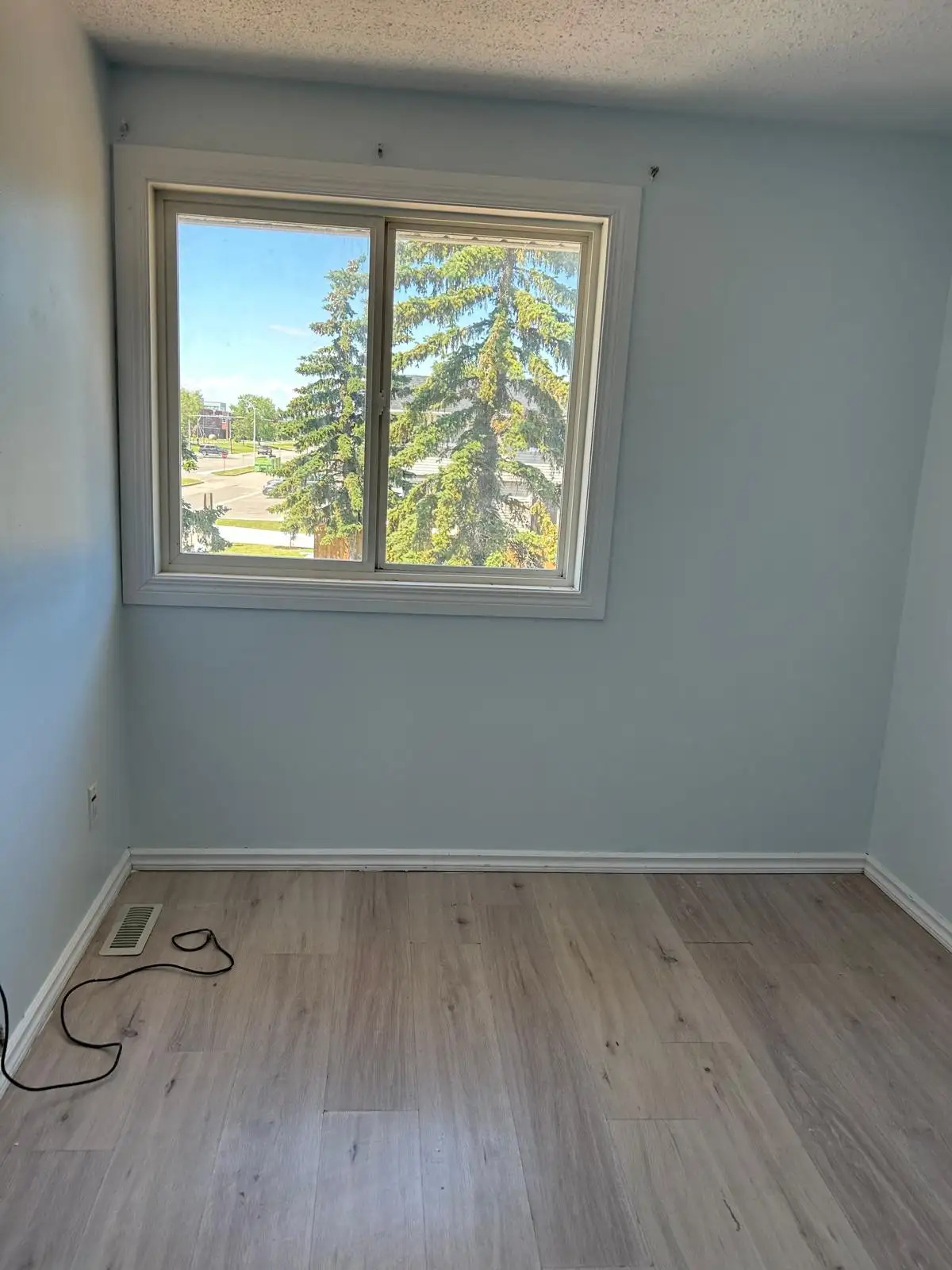 301 - 600 Signal Road, Fort McMurray, AB 2