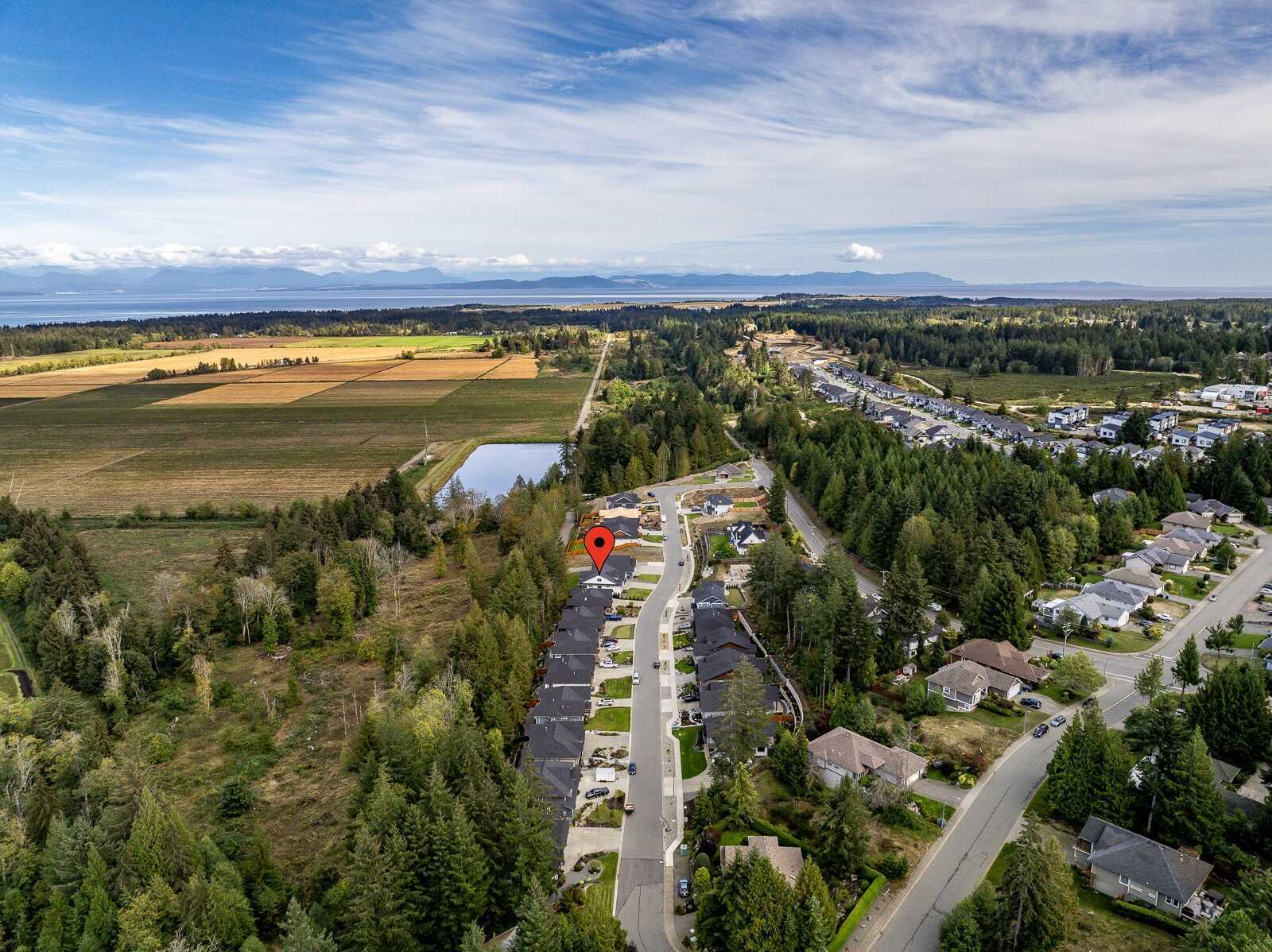 🏡 Flexible Home Ownership Opportunity!
Are you looking for a unique way to purchase your dream home? This property offers creative options tailored to the right buyer! 4