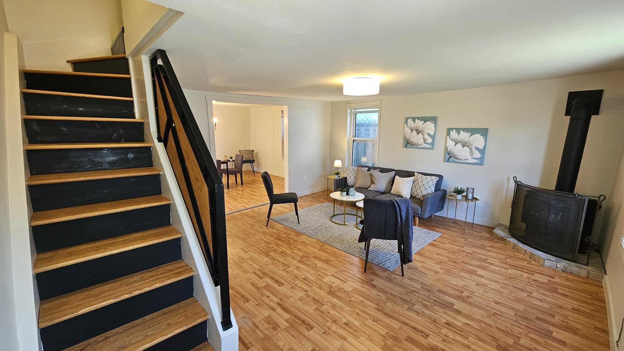 2 Bed 1 Bath On Bleecker St In Belleville! 2