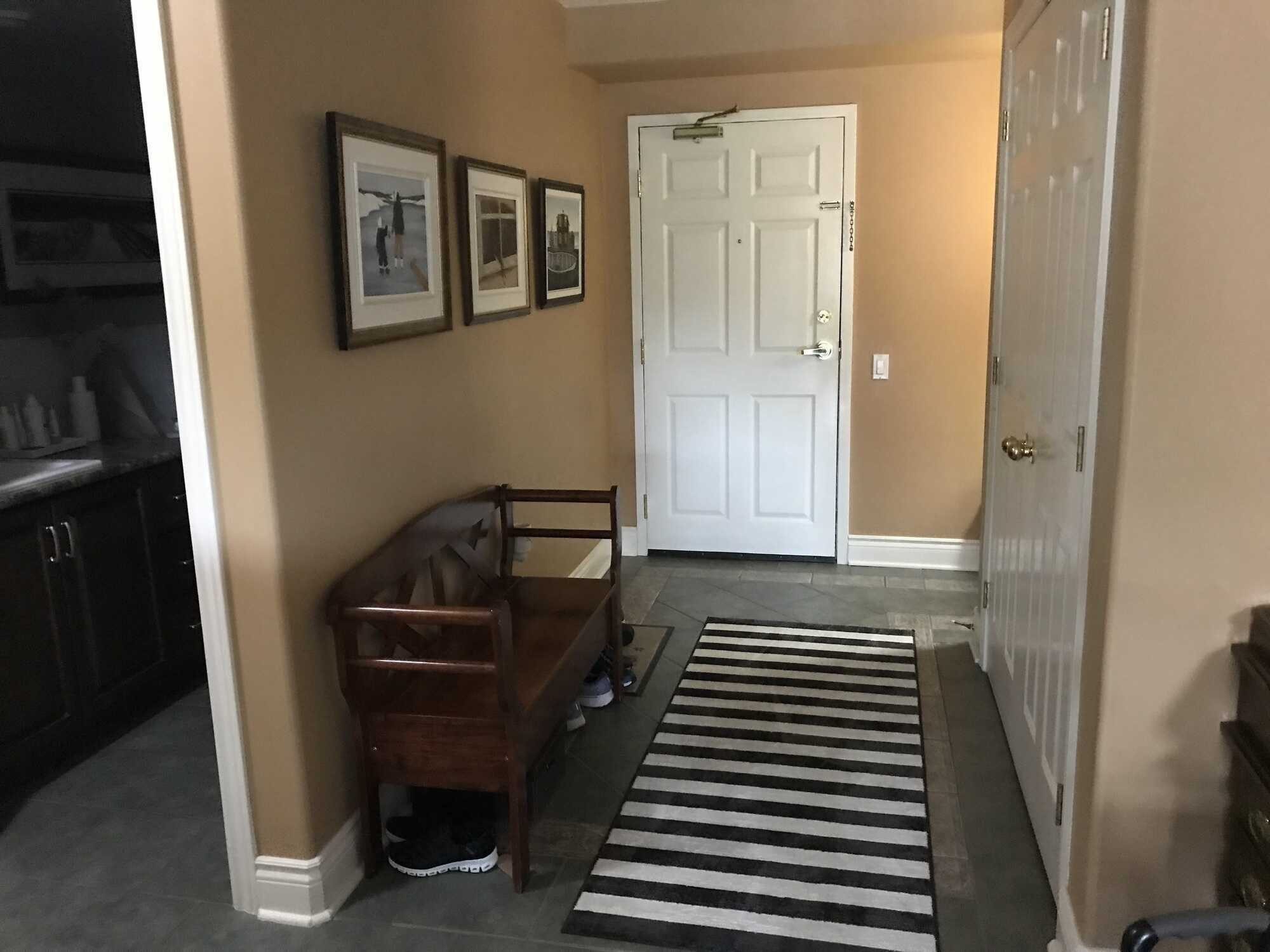 Beautifully Adapted 3-Bedroom + Den Condo 2