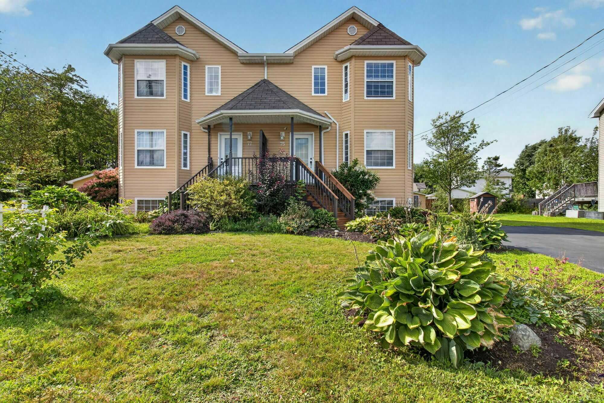 ✨ Bright & Spacious Moncton North Semi on a Huge Pie-Shaped Lot! 4