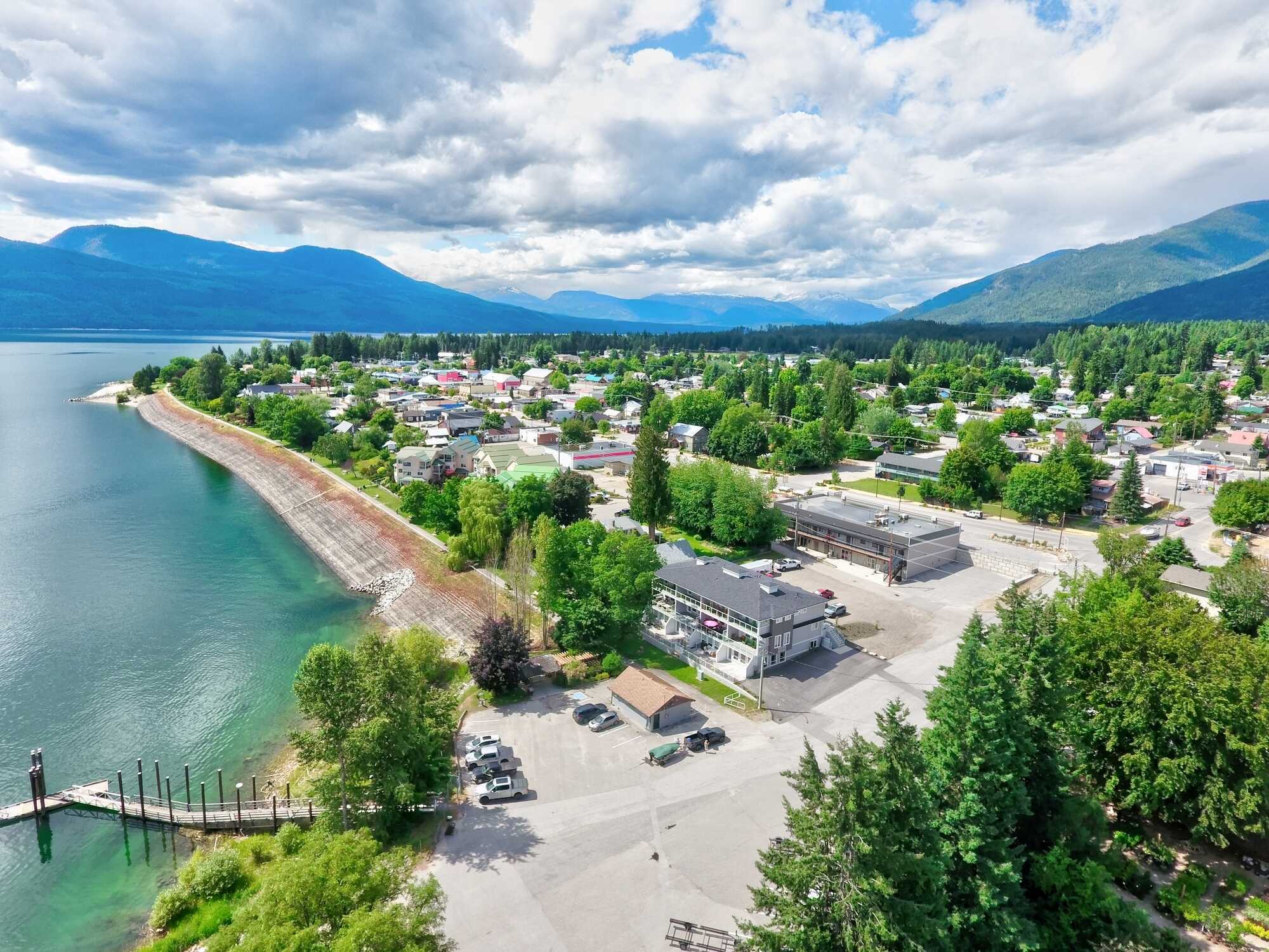 WATERFRONT on Arrow Lakes Reservoir!  Unit #3 of a 4Plex – 4/5Bed 3/4Bath w/ Family room & so much more! Create a living suite downstairs for extra income! Air BnB Potential! Home Business Potential! GST Applicable 3