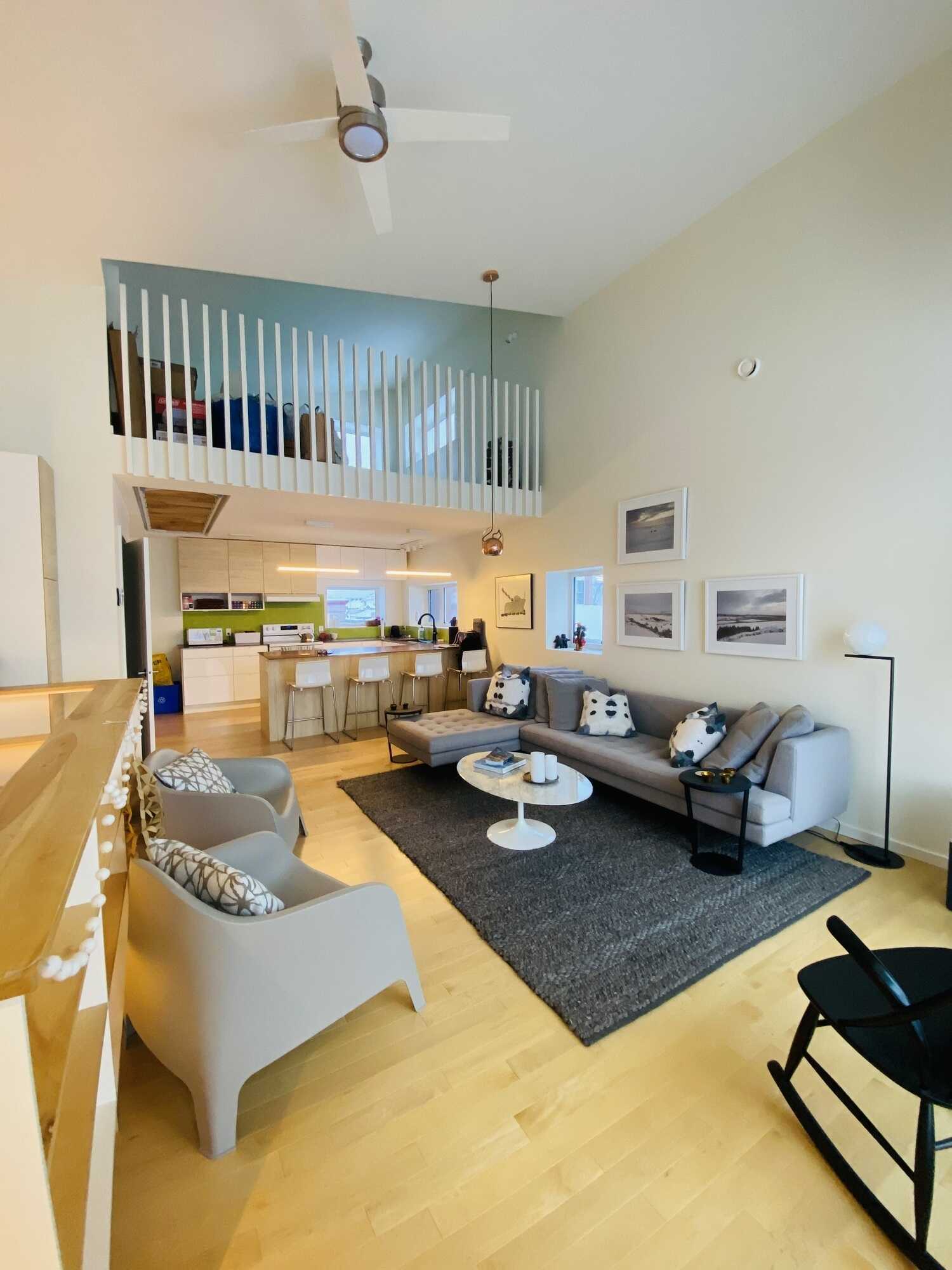 Sunny downtown sanctuary connected to the vast beauty of the Yukon – with views of the Yukon River, Grey Mountain, Goldenhorn, transformed by the changing seasons. Inside - modern, warm Scandinavian design with lots of special touches. 3