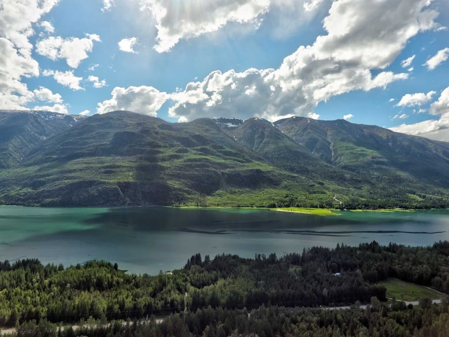 CALL OWNER DIRECTLY @ 403-499-9139!  HE IS NOT GOOD WITH COMPUTERS!  Lakeview Acreage! Ackerman Creek runs through property! This piece of land is ready and waiting for a new home! Amazing views of pristine Arrow Lake Reservoir!! 4