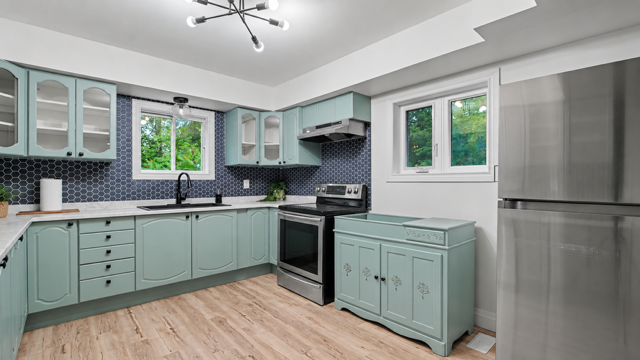 This impressive 105-acre property just minutes from Renfrew, is a two-level home offering the perfect blend of country living and convenience. Surrounded by mature bush land, this property is a dream for outdoor enthusiasts or anyone seeking privacy. 2