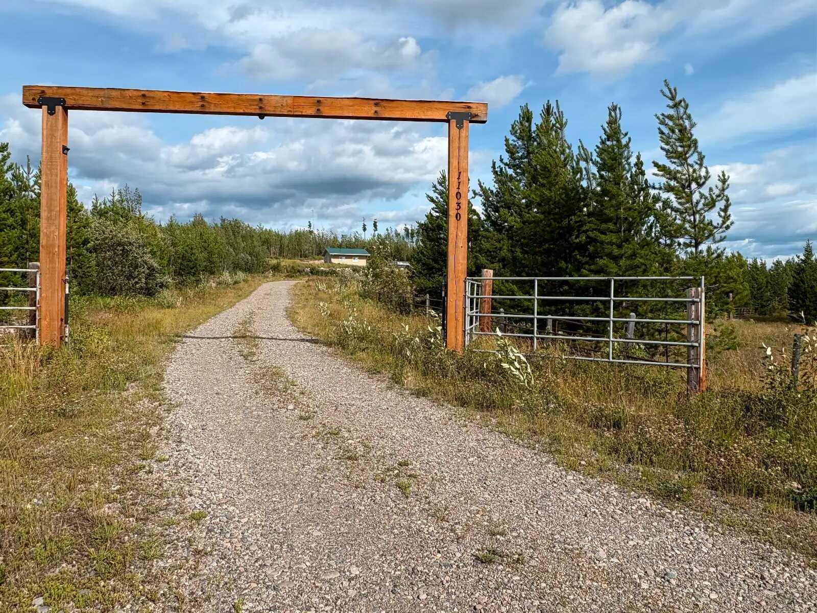 North central BC ranch - Two homes - 127 acres 3
