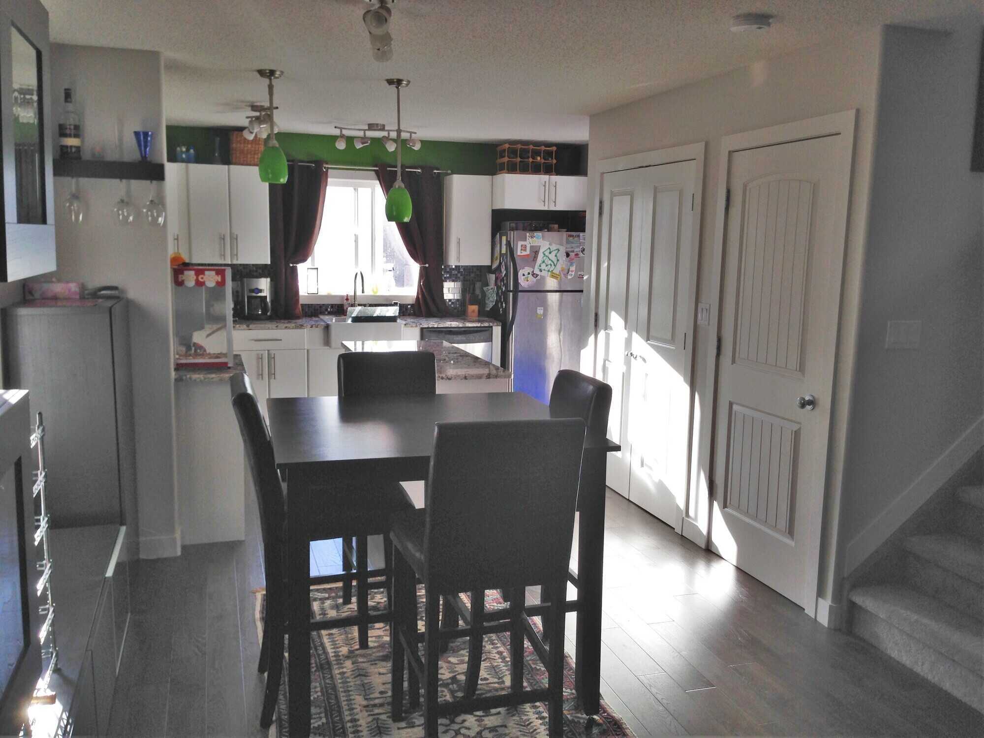 148 Sandstone Lane, Fort McMurray 4