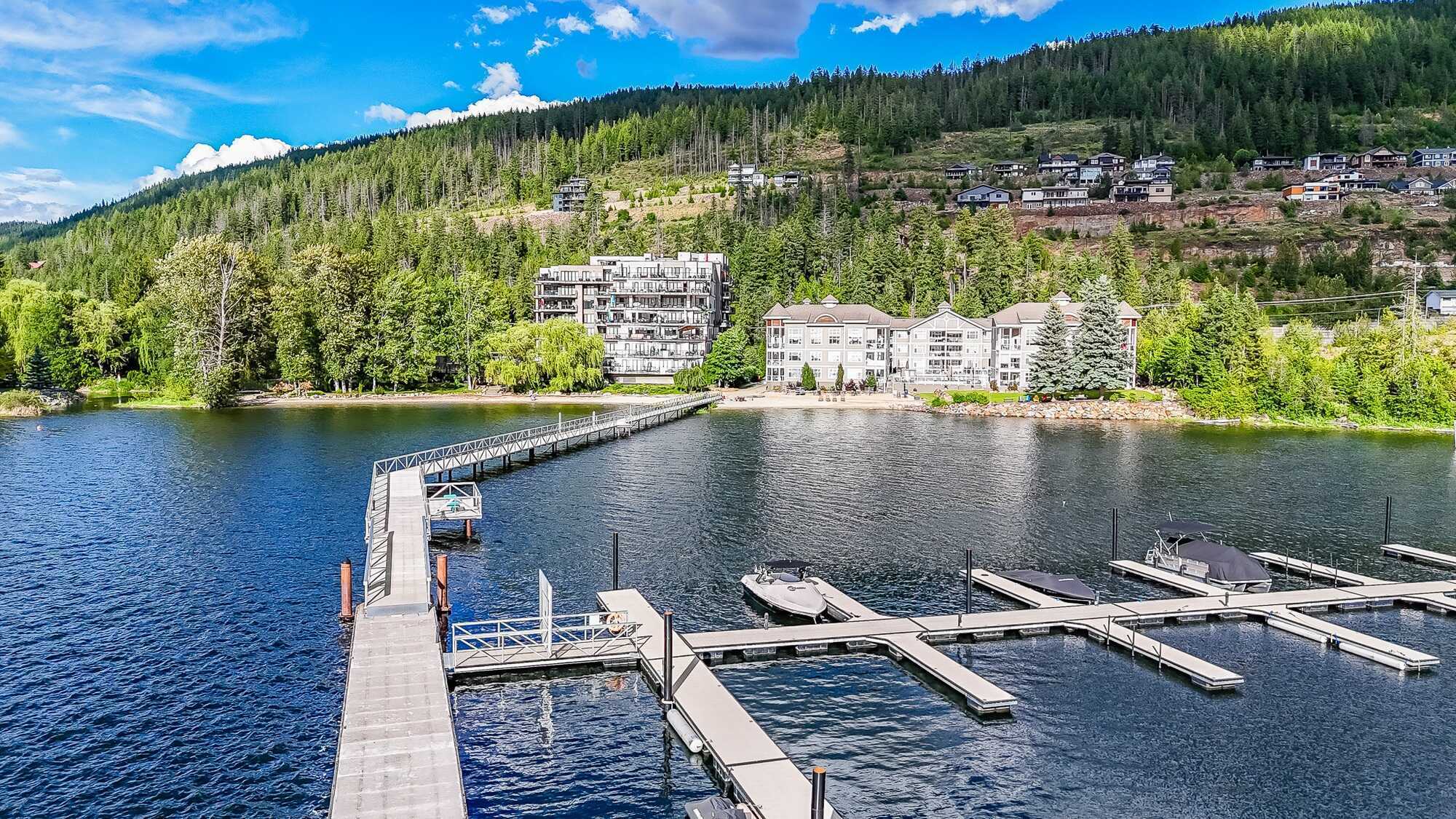 Whether you’re looking for a year round getaway, an investment property, or a combination of both, this unique offering at Grandview Shores is worth a closer look. 2