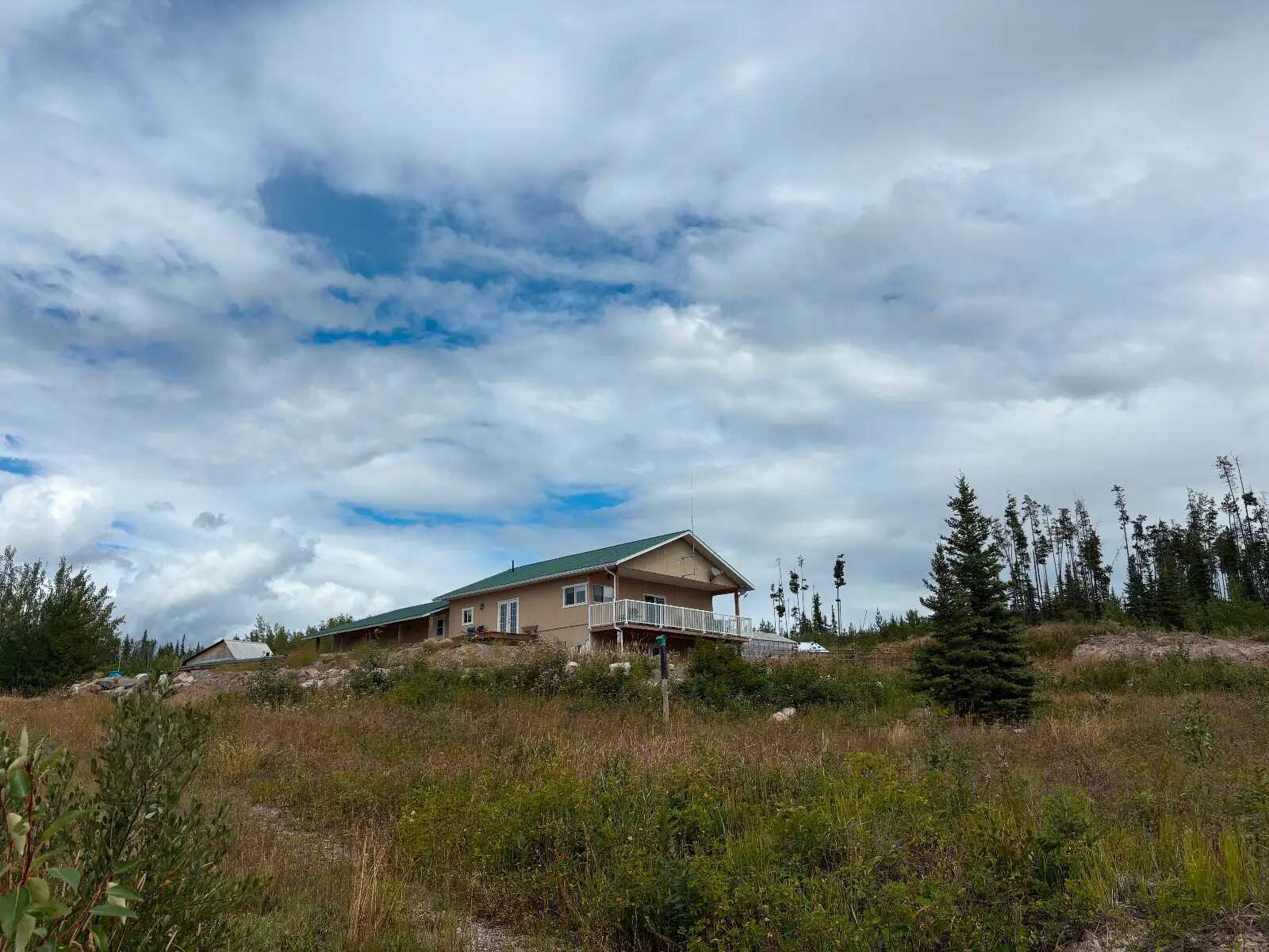 North central BC ranch - Two homes - 127 acres 2