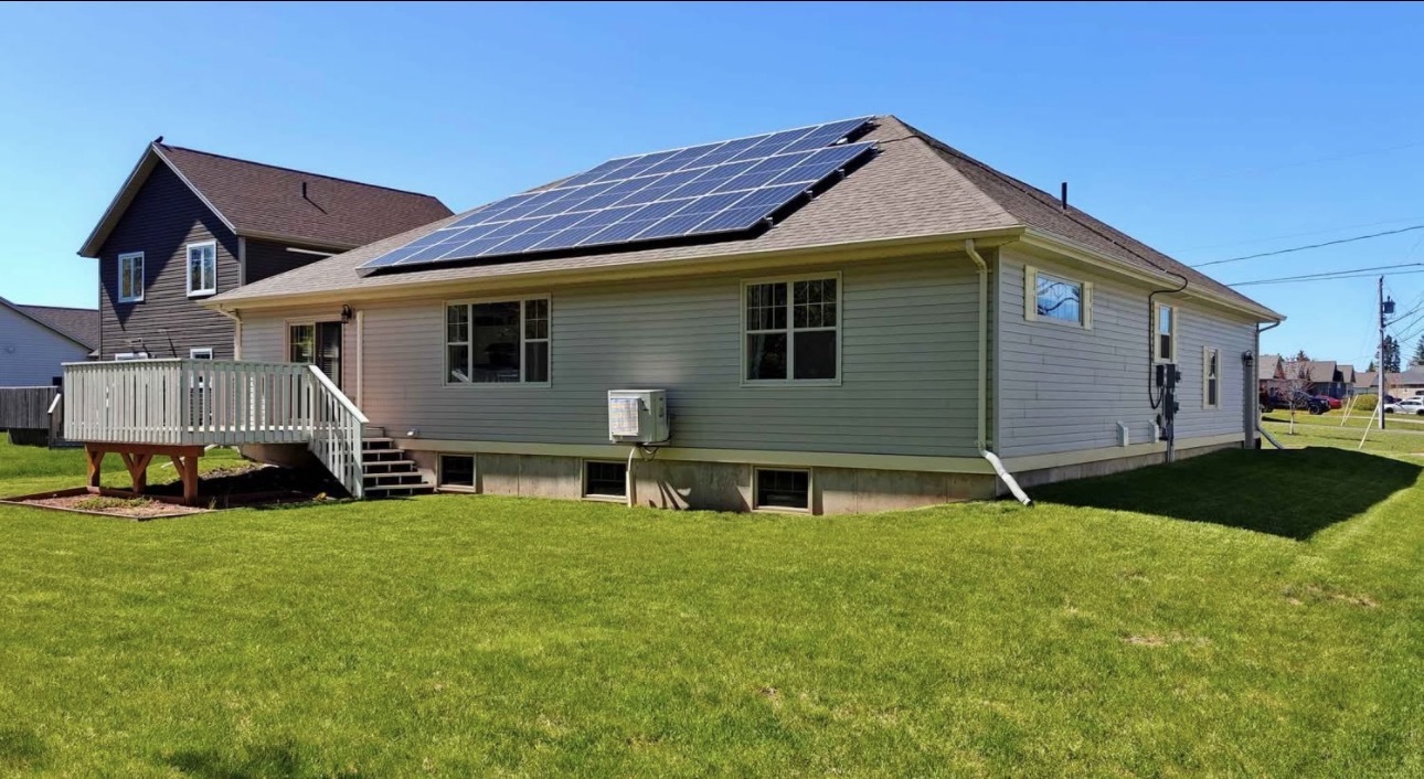 Modern Energy-Efficient Bungalow in Stratford’s Sought-After Waterfront Community 5