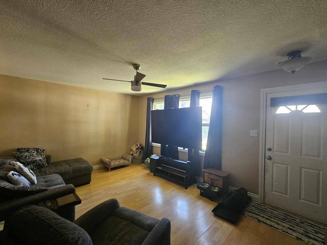Affordable Home with Potential in a Quiet Neighborhood 3