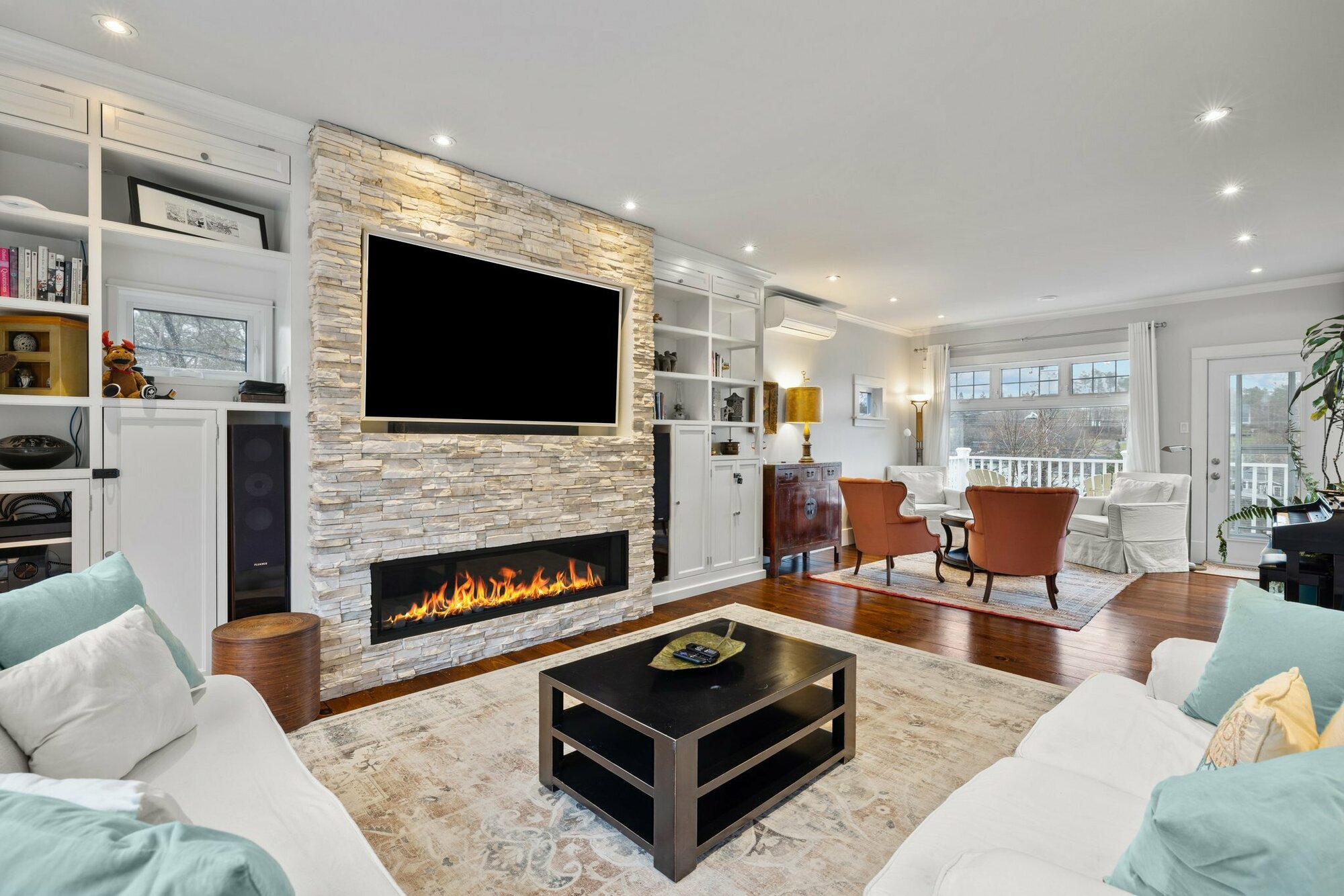 Welcome to 123 Duke Street — a captivating property steeped in history and brimming with opportunity, nestled in the heart of Chester Village. 4
