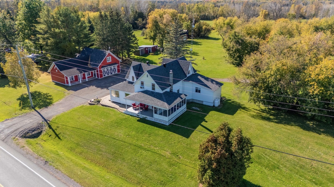 12.7 Acres | Century Home | Barn | Workshop | Multiple Outbuildings 2