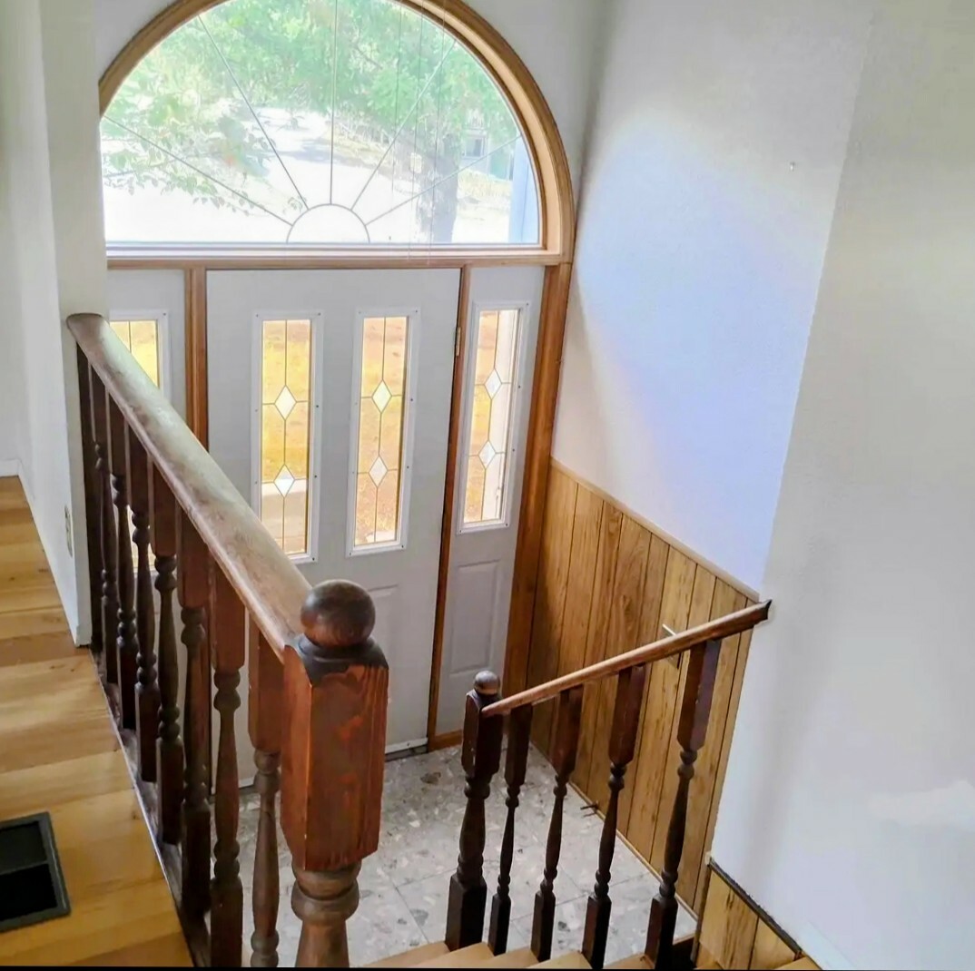 Your Vision, Your Next Chapter — 4-Bedroom Home Near Kinsmen Beach 3