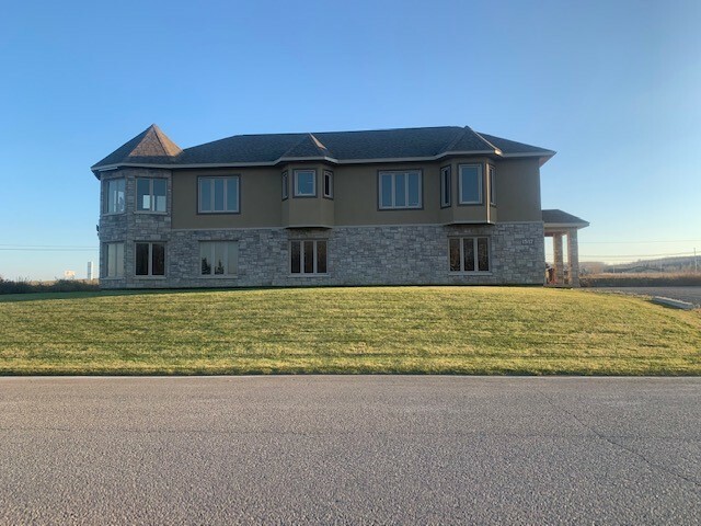 Established Business/ Home combo 3