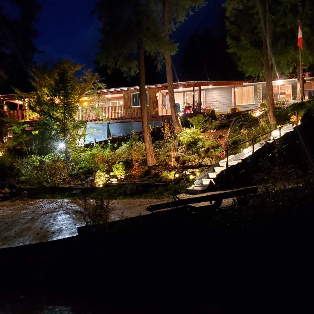 View of Christina Lake from this Fantastic Duplex Home! Each unit is 3Bed-1Bath!  Excellent Opportunity for Anyone! Potential Air BnB! Great location in a family friendly neighbourhood!  ASK ABOUT VENDER FINANCING!! 2