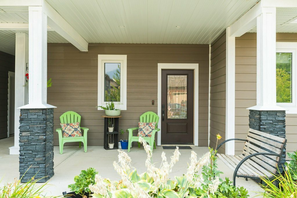 Welcome to 1791 22nd Street NE, a beautifully maintained 5 bedroom plus office, 4 bathroom home in the sought after Lakeview Meadows neighbourhood. 4