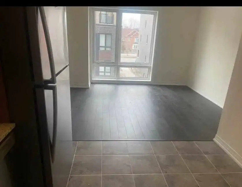 New 2-Bed, 2-Bath Townhouse with Rooftop & Parking – Available Now! 4