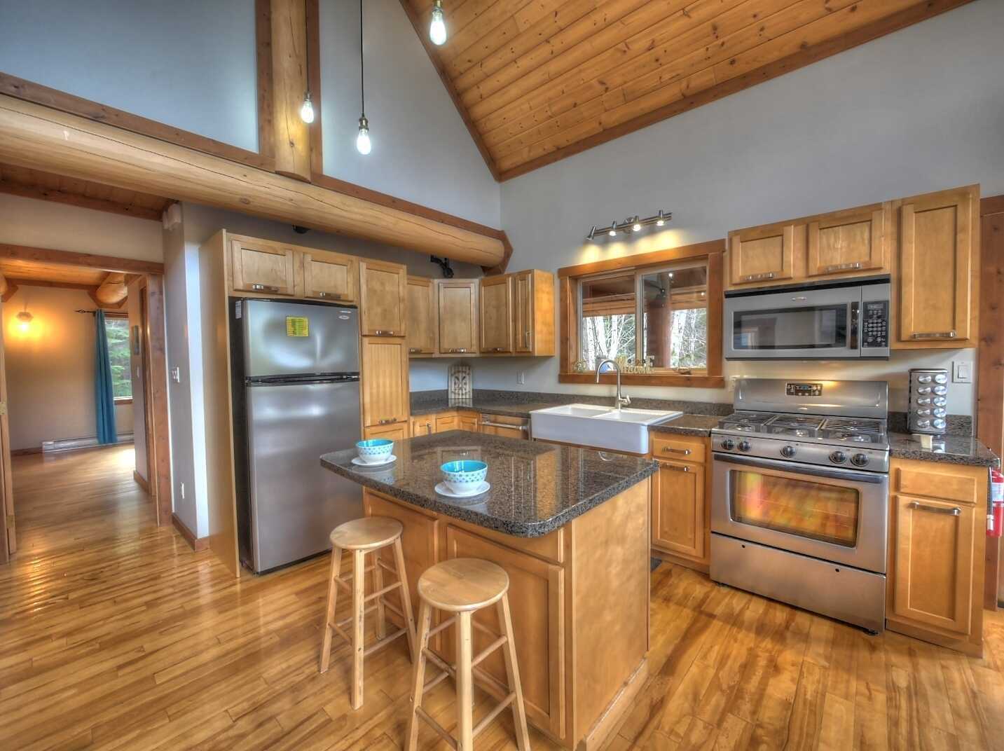 1 BLOCK from Christina Lake beaches!  STUNNING LOG STYLE HOME with VIEWS!  Open Concept Floor Plan and Log/Post Details everywhere!  MUST SEE HOME!!!  Can be a VACTION RENTAL property! MORE INFO TO COME! 3